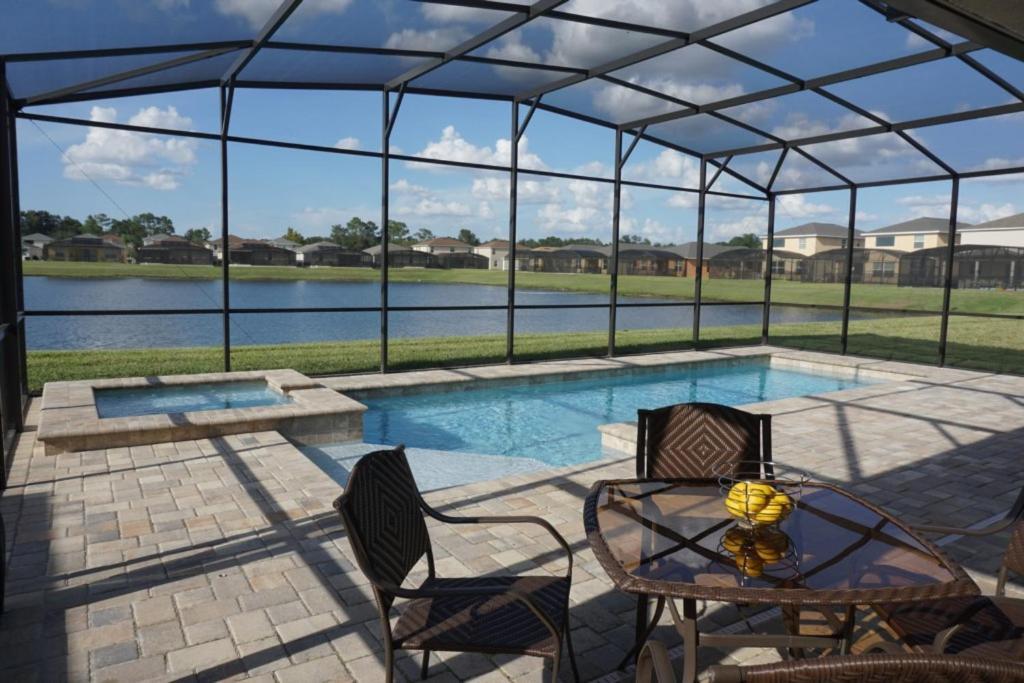 Cozykey Vacation Rentals - Crystal Cove キシミー エクステリア 写真